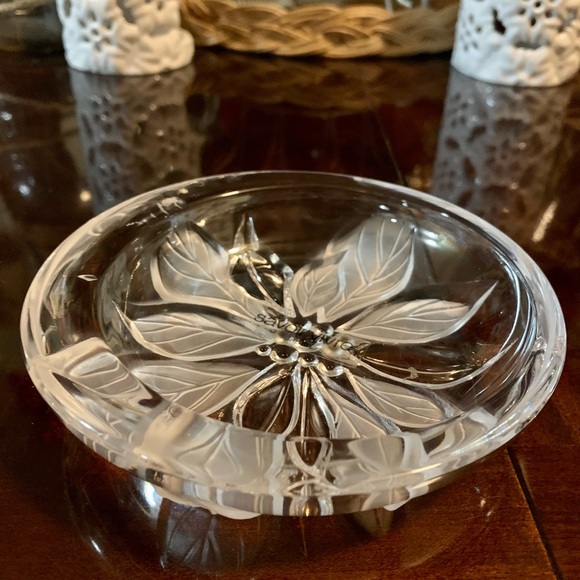 Savoir Vivre Japan Key Glass 5" Dish bowl,Floral Trinket Dish - Picture 4 of 6